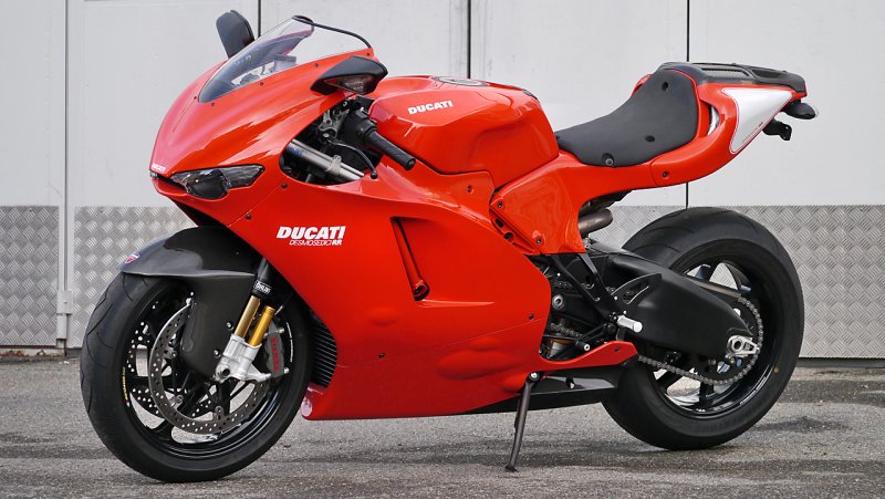 Мотоцикл Ducati Desmosedici