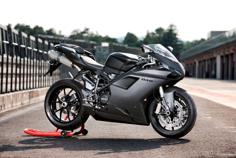Ducati 848 EVO