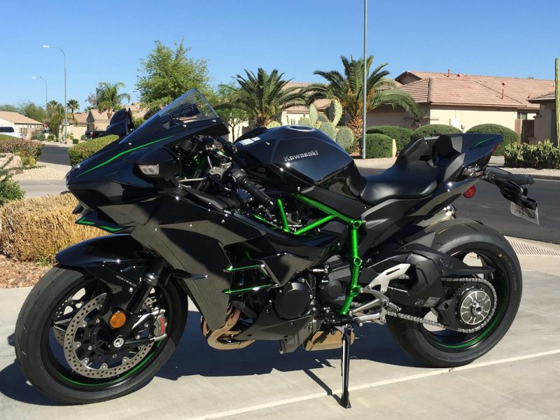 Мотоцикл Kawasaki Ninja h2