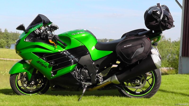 Кавасаки ZZR 1400