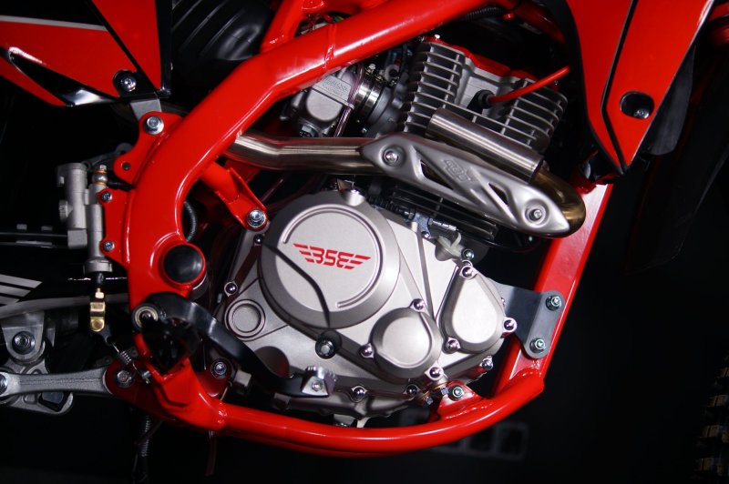 Мотоцикл BSE z11