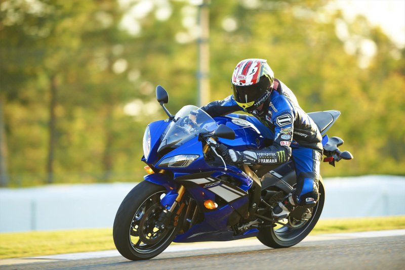Мотоцикл Ямаха YZF r6