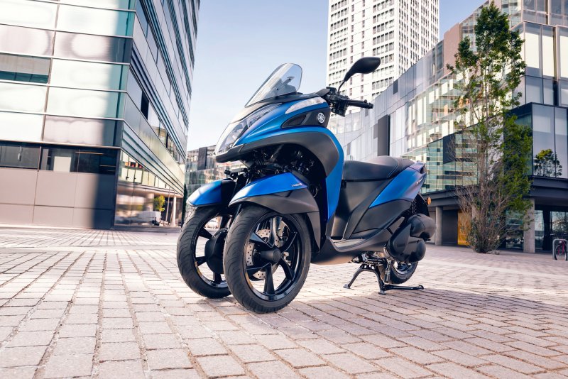 Yamaha Tricity трицикл