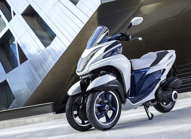 Yamaha Tricity трицикл