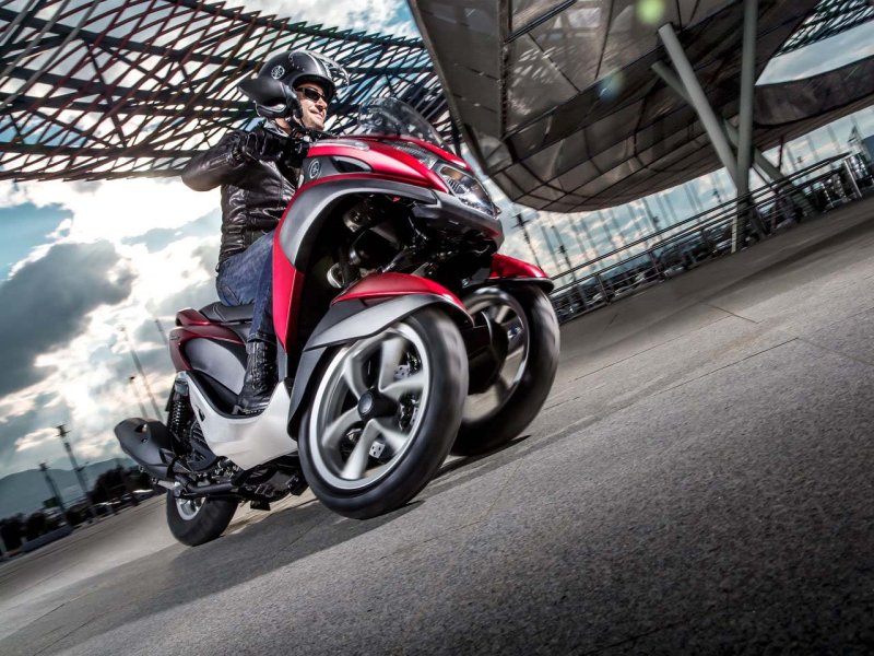 Yamaha Tricity трицикл