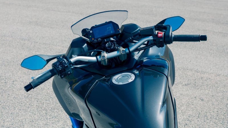 Трицикл Yamaha Niken 2018