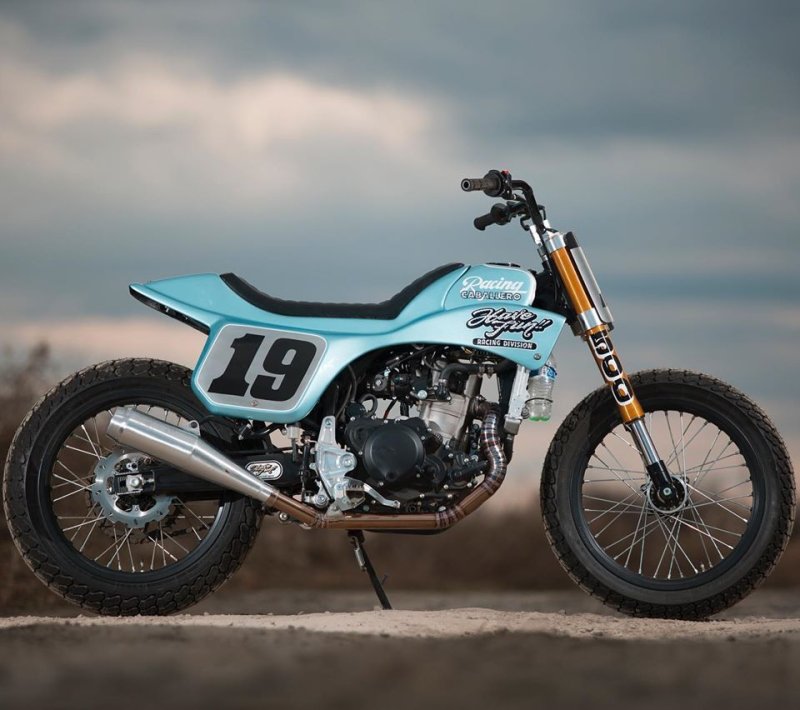 Flat track мотоцикл