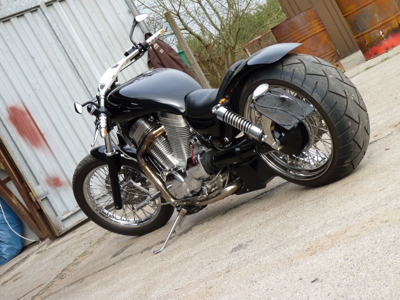 Suzuki Intruder vs 1400 кастом