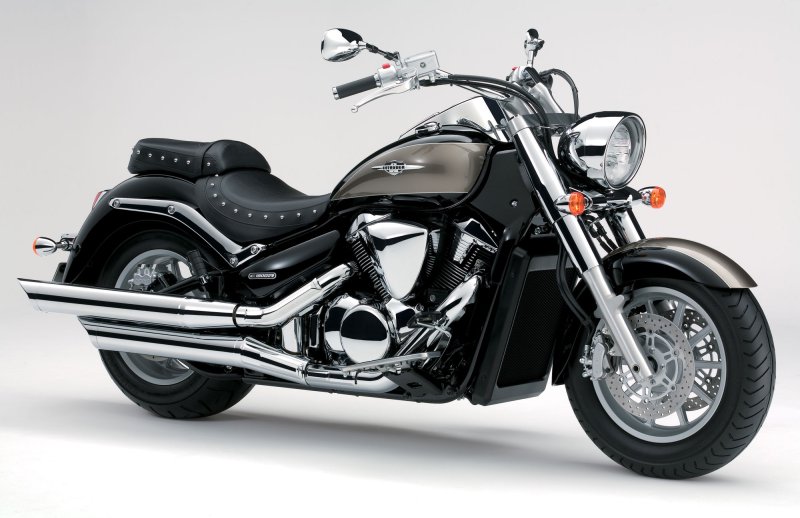 Suzuki Boulevard c109