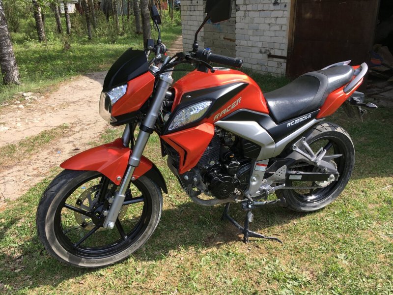 Рейсер Файтер 250