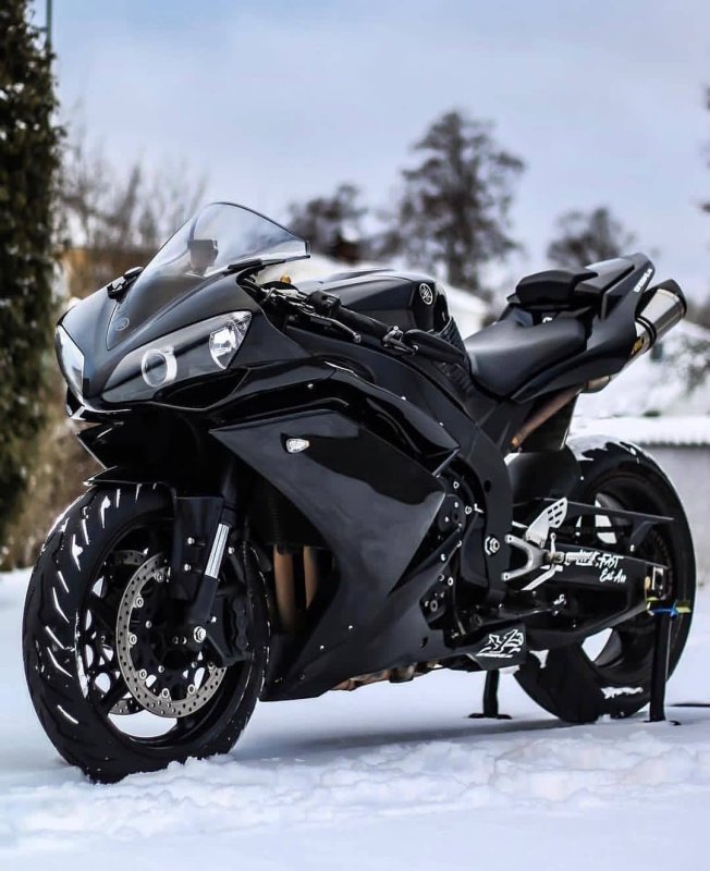 Yamaha r1