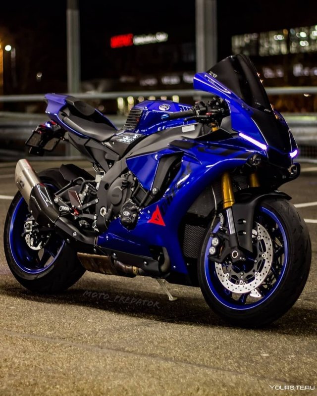 Спортбайк Ямаха r1