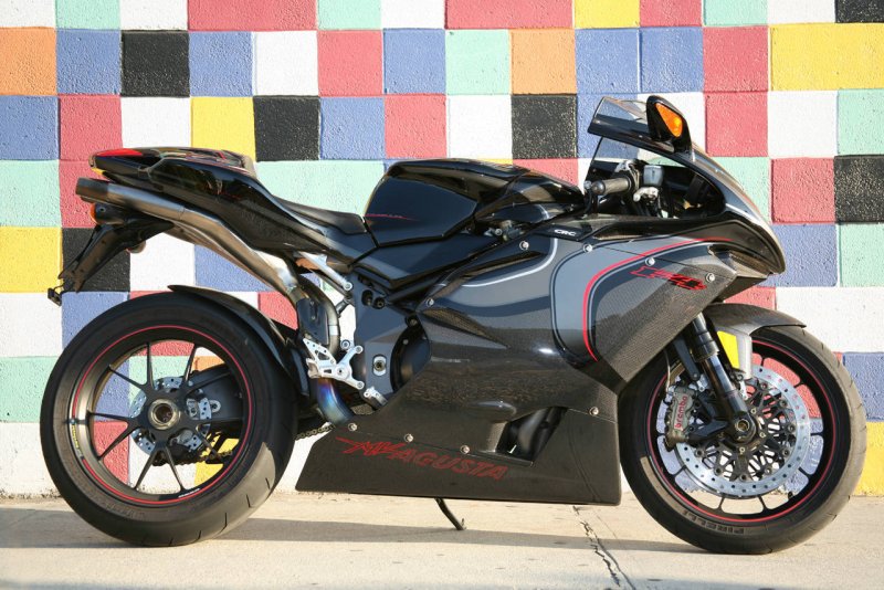 MV Agusta f4 cc чёрный