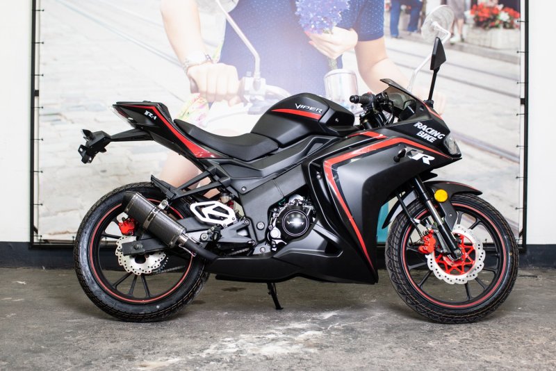 Мотоцикл Viper r1 v300