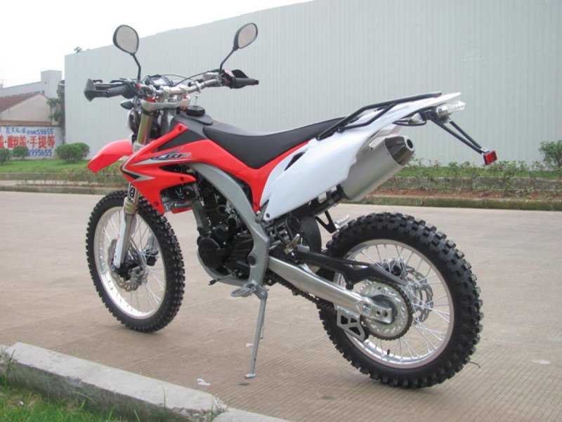 Эндуро 250 кубов