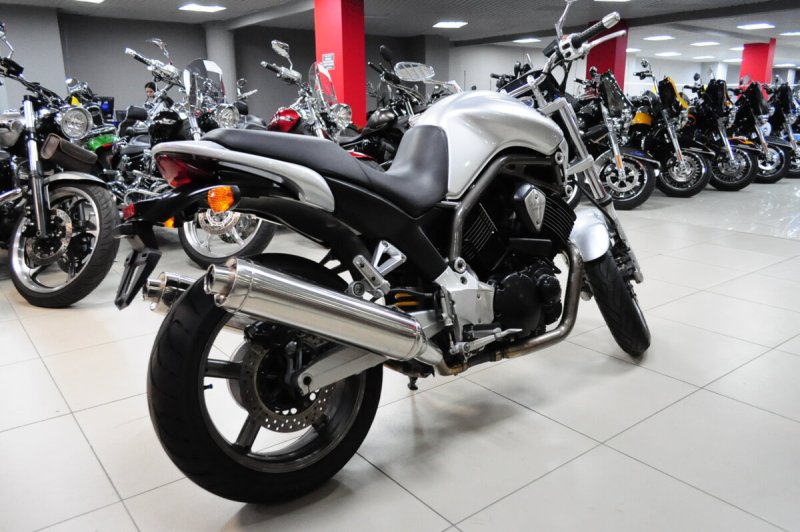 Ямаха бульдог bt1100