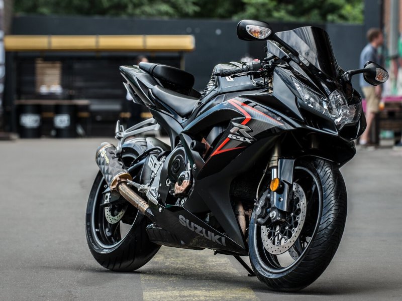 Suzuki GSXR 600 k8