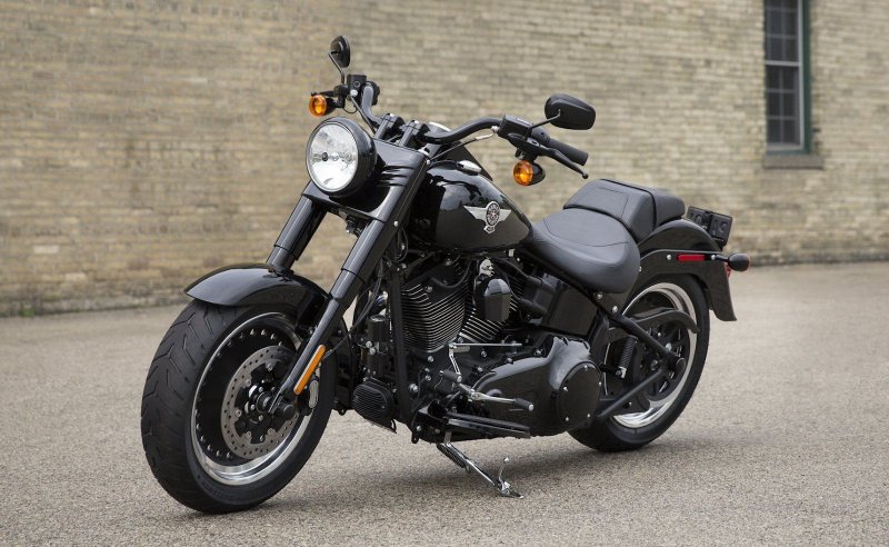 Мотоцикл Harley Davidson fat boy