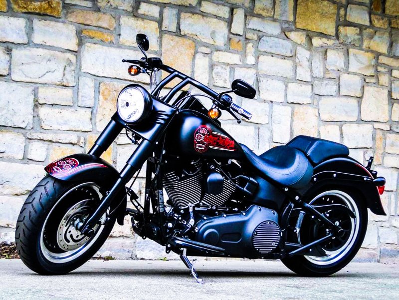 Мотоцикл Harley Davidson fat boy