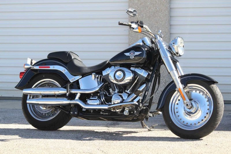 Мотоцикл Harley Davidson FLSTF ( fat boy )