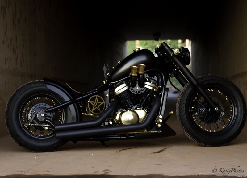 Мотоцикл боббер Harley Davidson