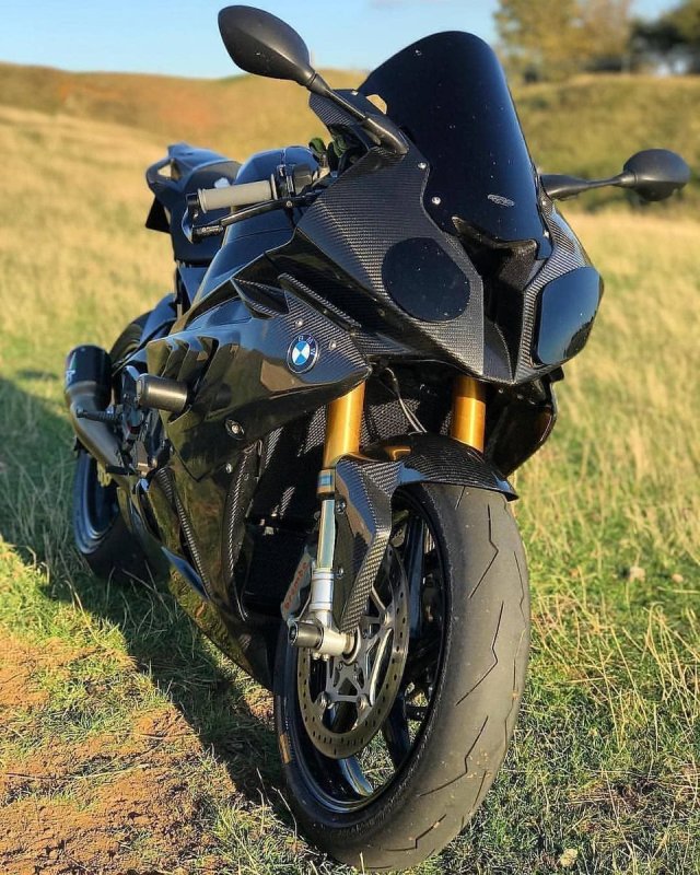 BMW 1000rr черный