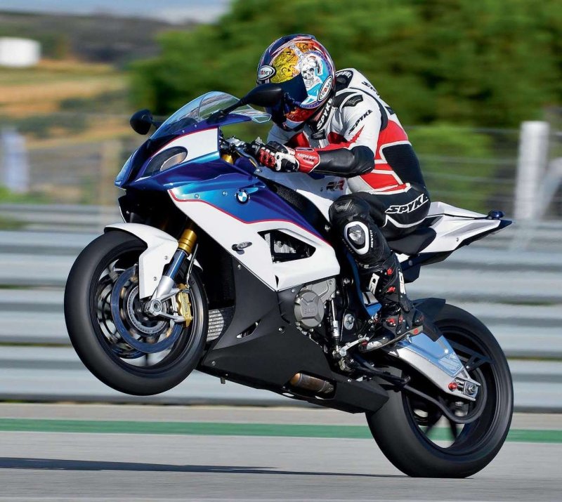 БМВ 1000 RR