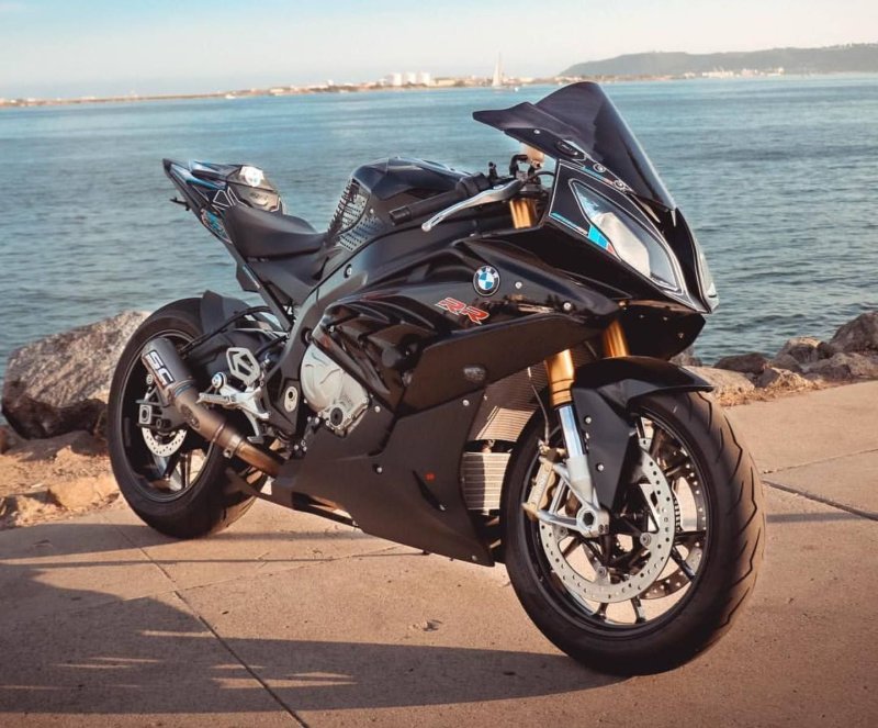 BMW 1000rr черный
