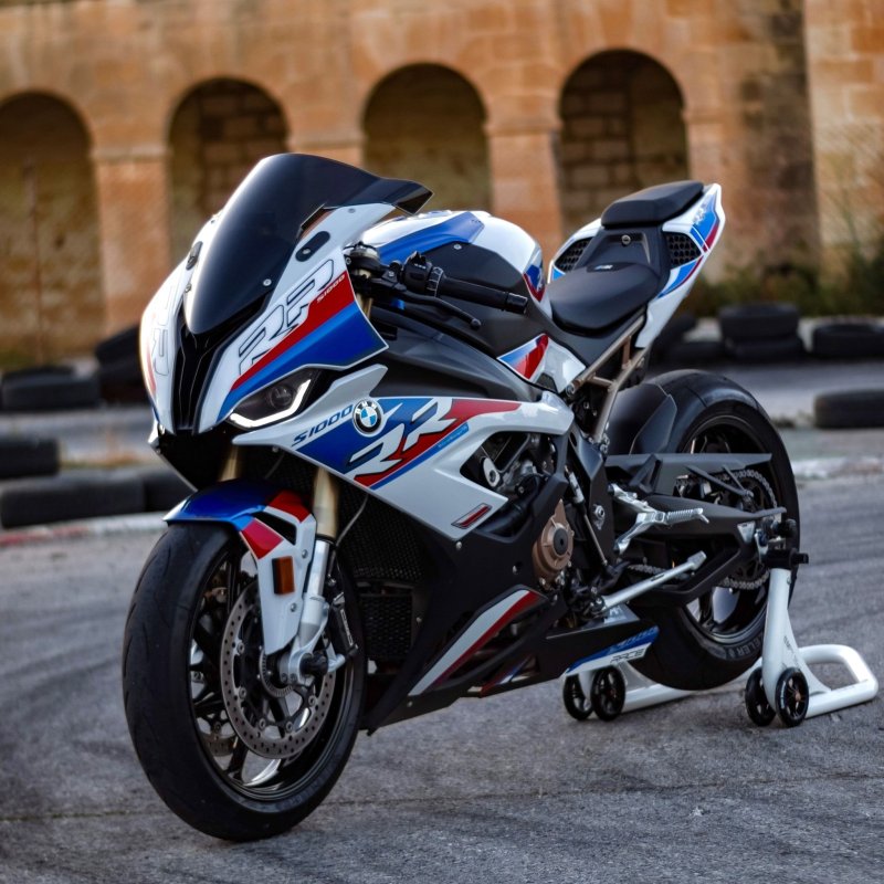 Спортбайк BMW s1000rr