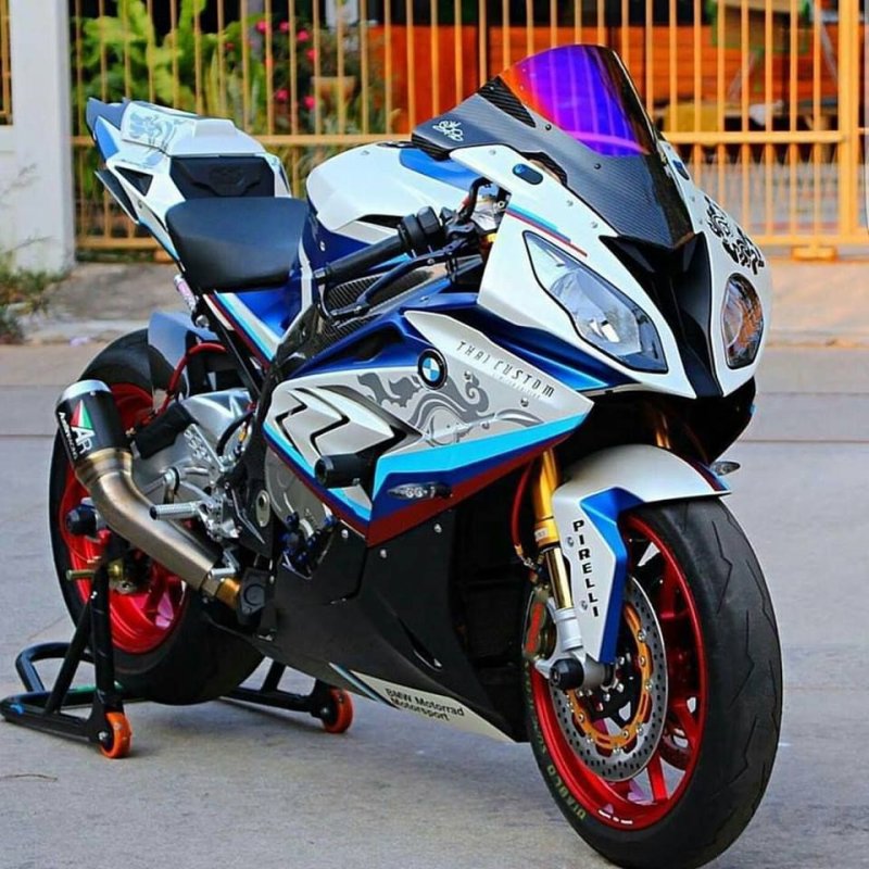 BMW s1000rr 1 поколение