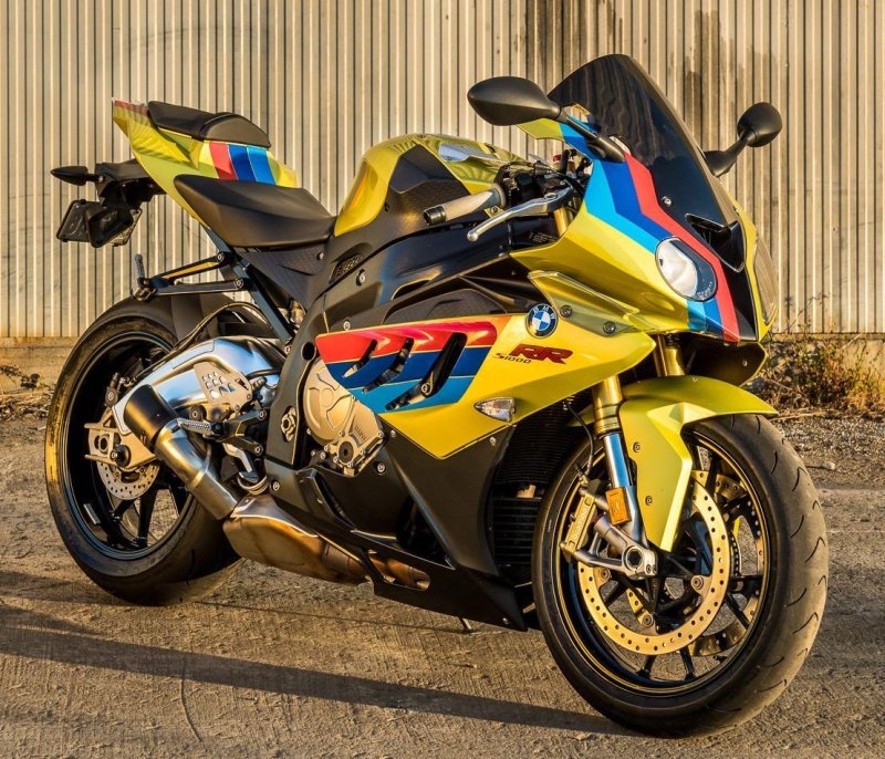 БМВ 1000 RR