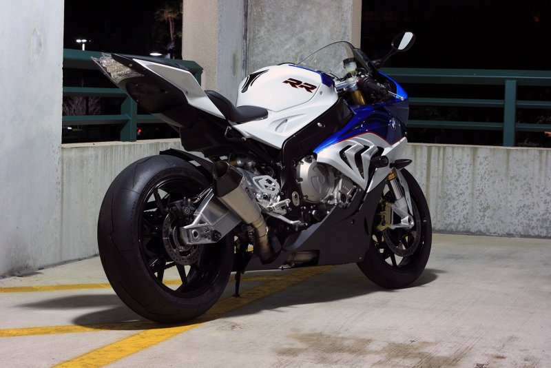 Спортбайк BMW s1000rr