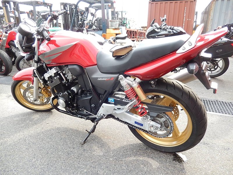 Honda CB 400 VTEC 3