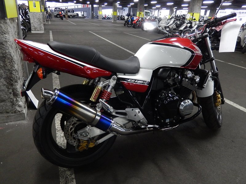 Honda CB 400 VTEC 2
