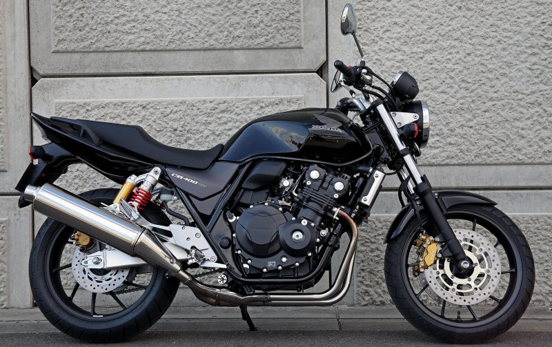 Honda SB 400