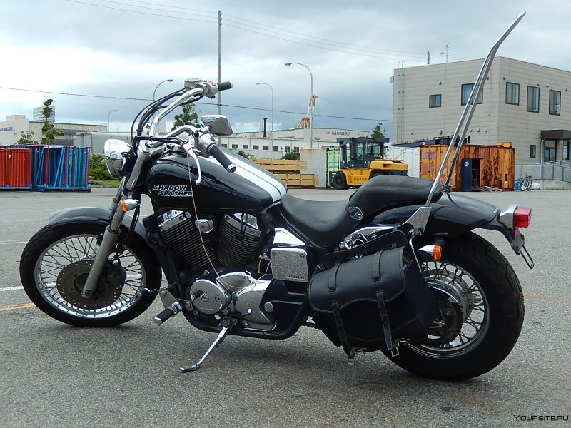 Мотоцикл Honda Shadow 400