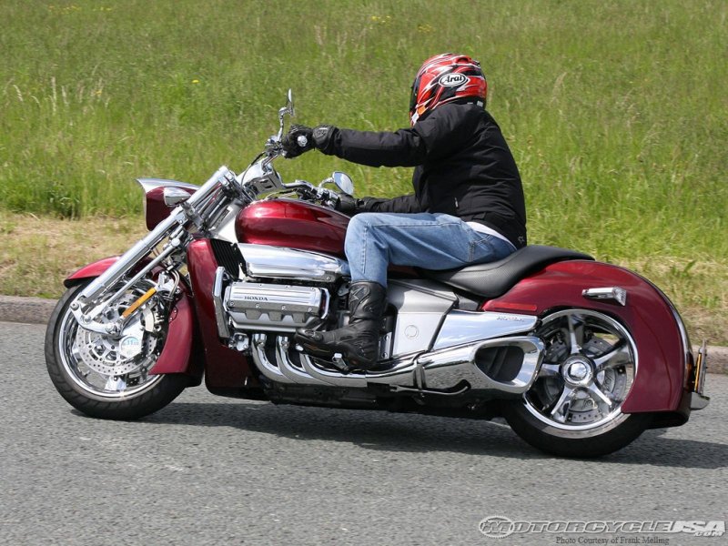 Honda walkiry