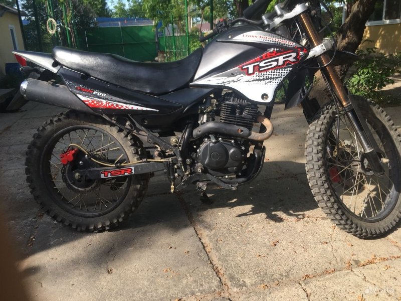 Cross Interceptor tsr200
