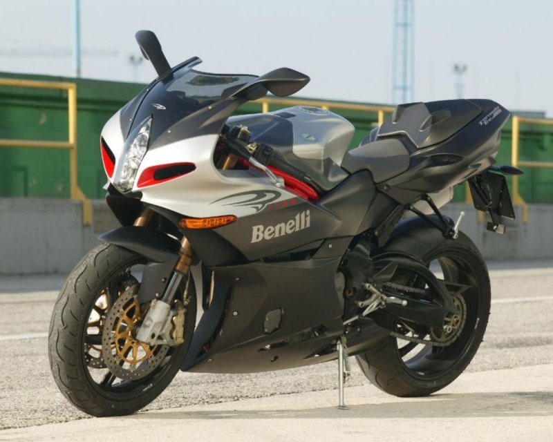Мотоцикл Benelli 1130