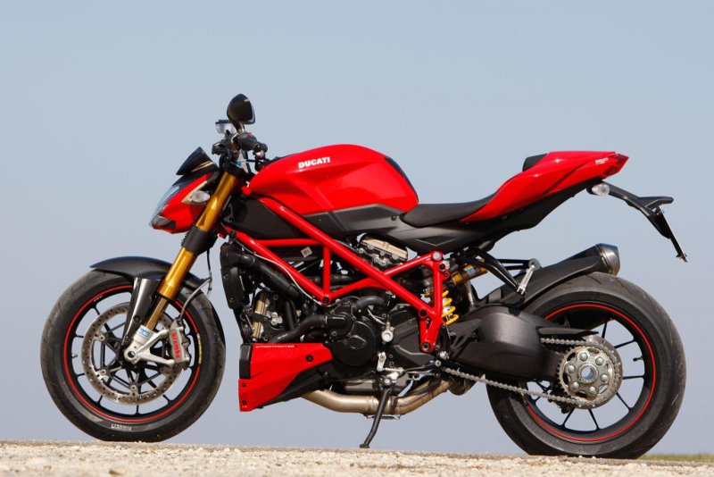 Ducati нейкед