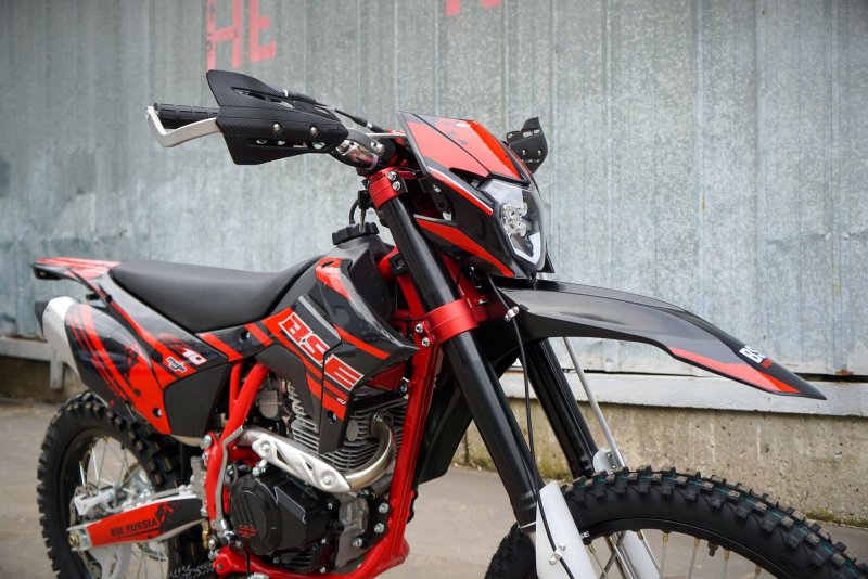 BSE z10 2.0 Red-Black мотоцикл
