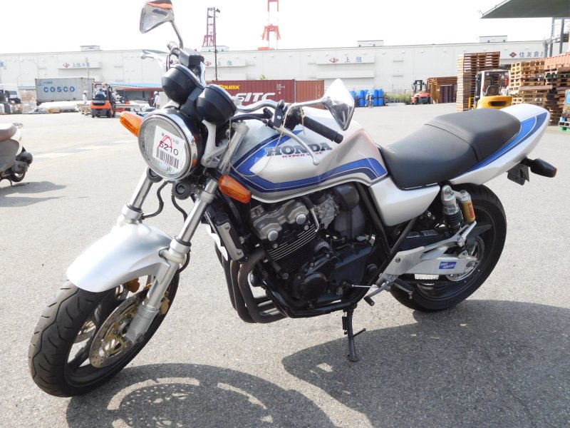 Honda CB 400 SF VTEC 1