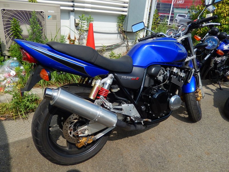 Honda cb400sf VTEC 2