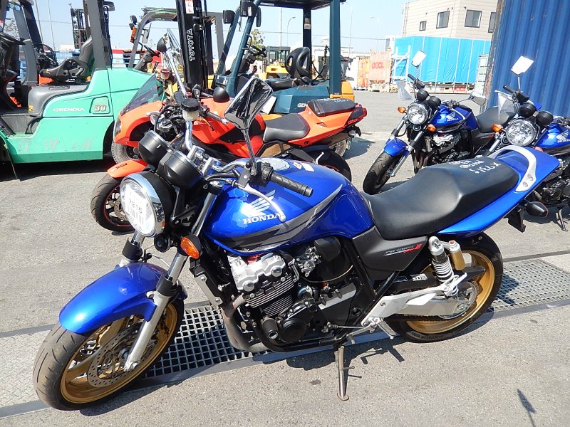 Honda cb400sf VTEC spec 3