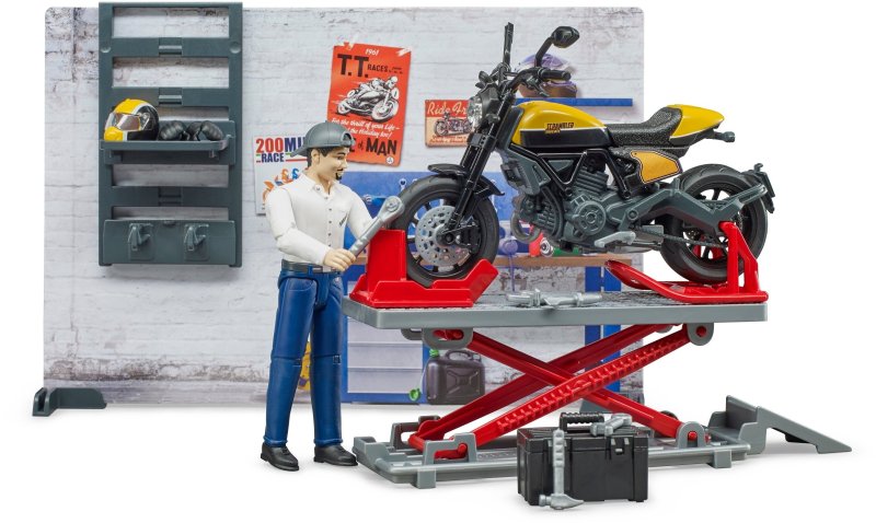 Набор техники Bruder внедорожник Ram с мотоциклом Ducati (02-502) 1:16