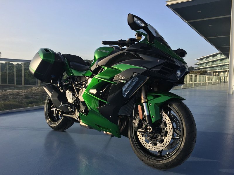 Kawasaki Ninja h2 SX se