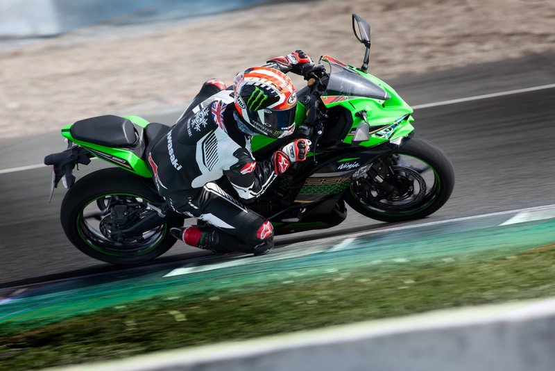 Мотоцикл Kawasaki Ninja ZX 25r