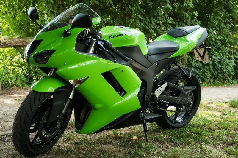Мотоциклы Kawasaki Ninja zx6r