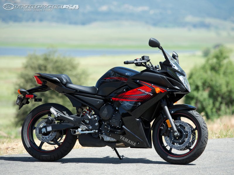 Yamaha fz6r 2012