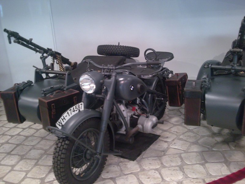 Мотоцикл BMW r71 вермахта